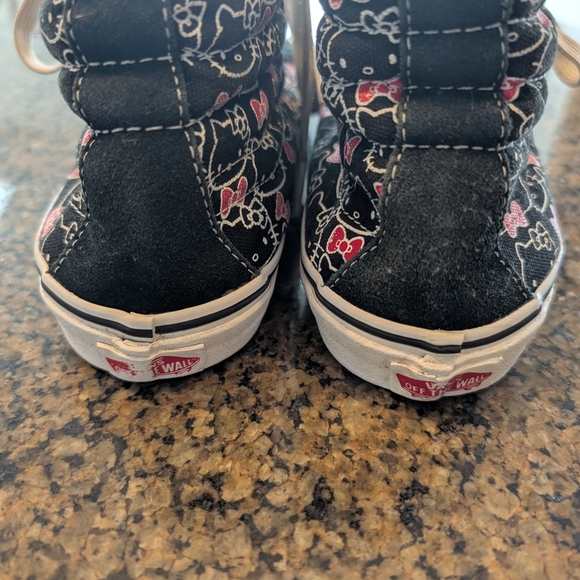 VANS X HELLO KITTY White Sanrio Anime SK8 HI Old Skool Size 10 - Picture 4 of 5